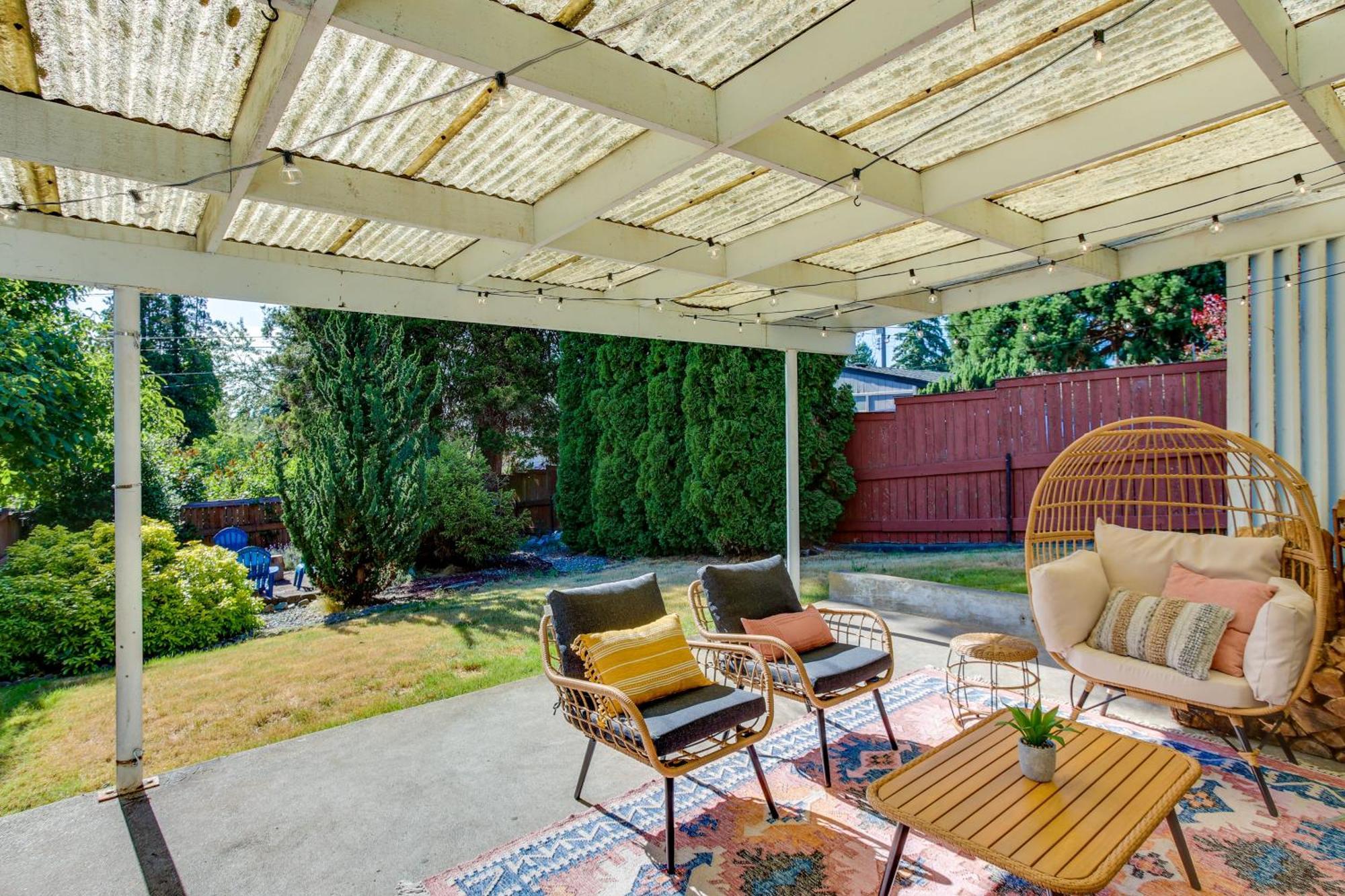 Updated Tacoma Home With Fire Pit! المظهر الخارجي الصورة